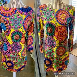 Boho-Vibe Long-sleeve Dress 
Size: M
Color: Yellow background & multi-colors